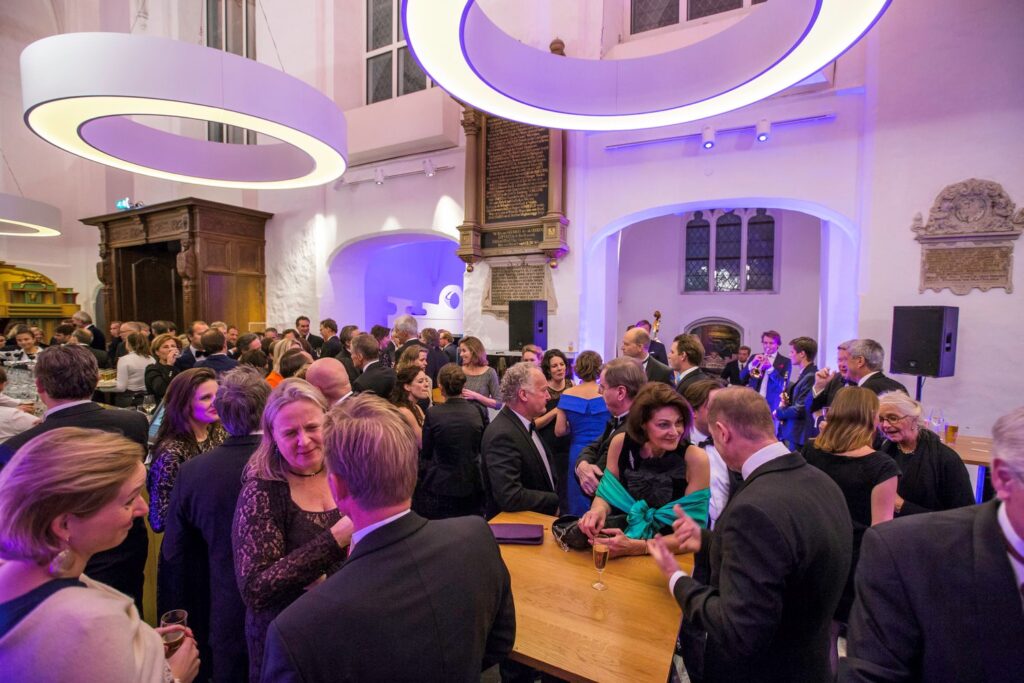 Borrel in het museumcafé