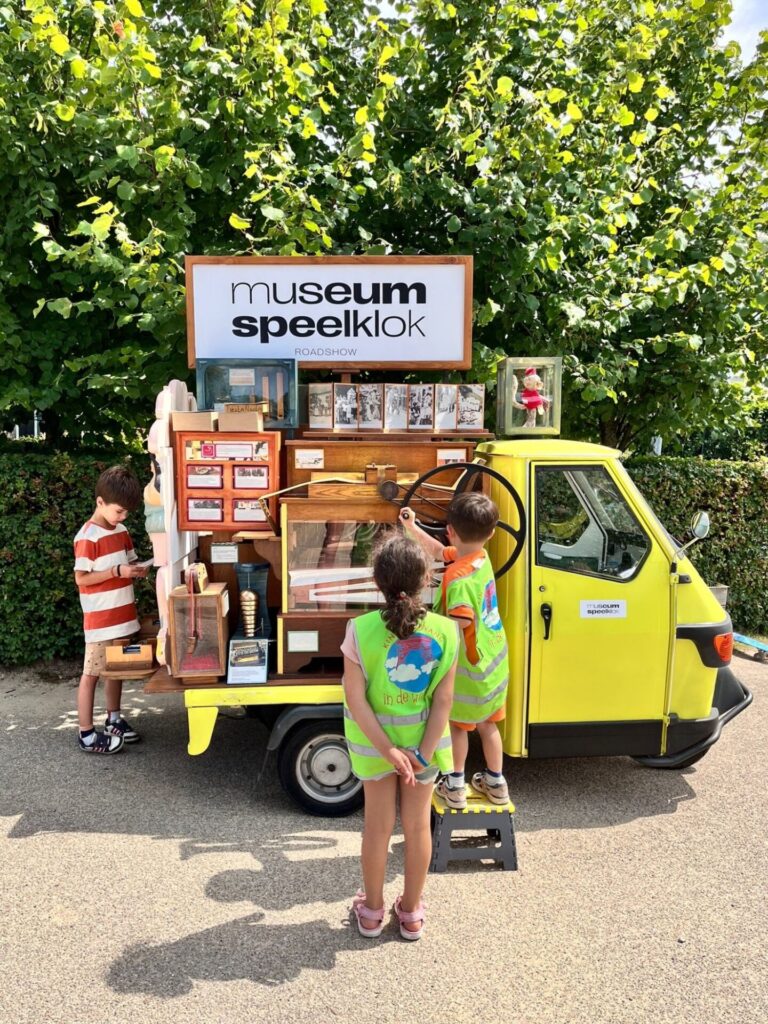 Kinderen bij de Roadshow