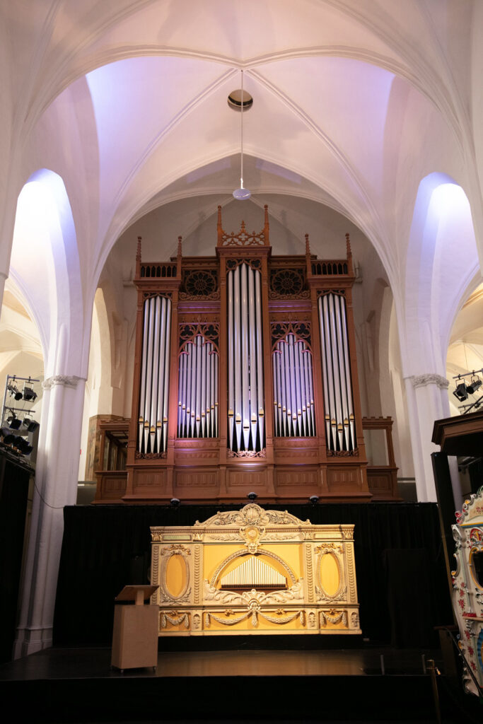 Het Witte orgel in Museum Speelklok