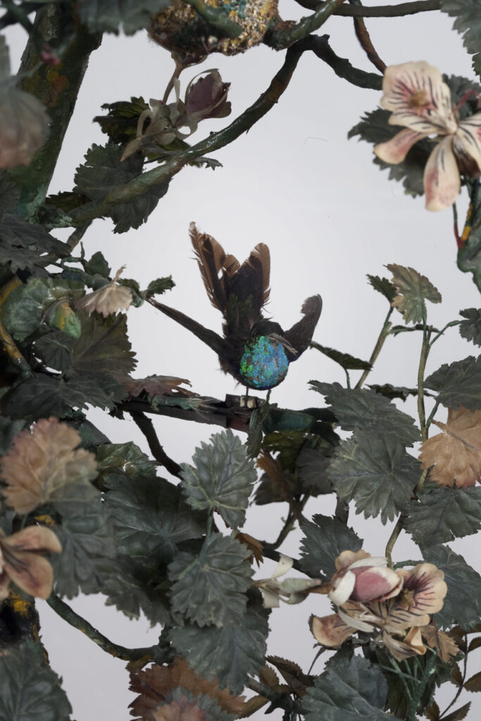 Detail van de Kolibrieklok