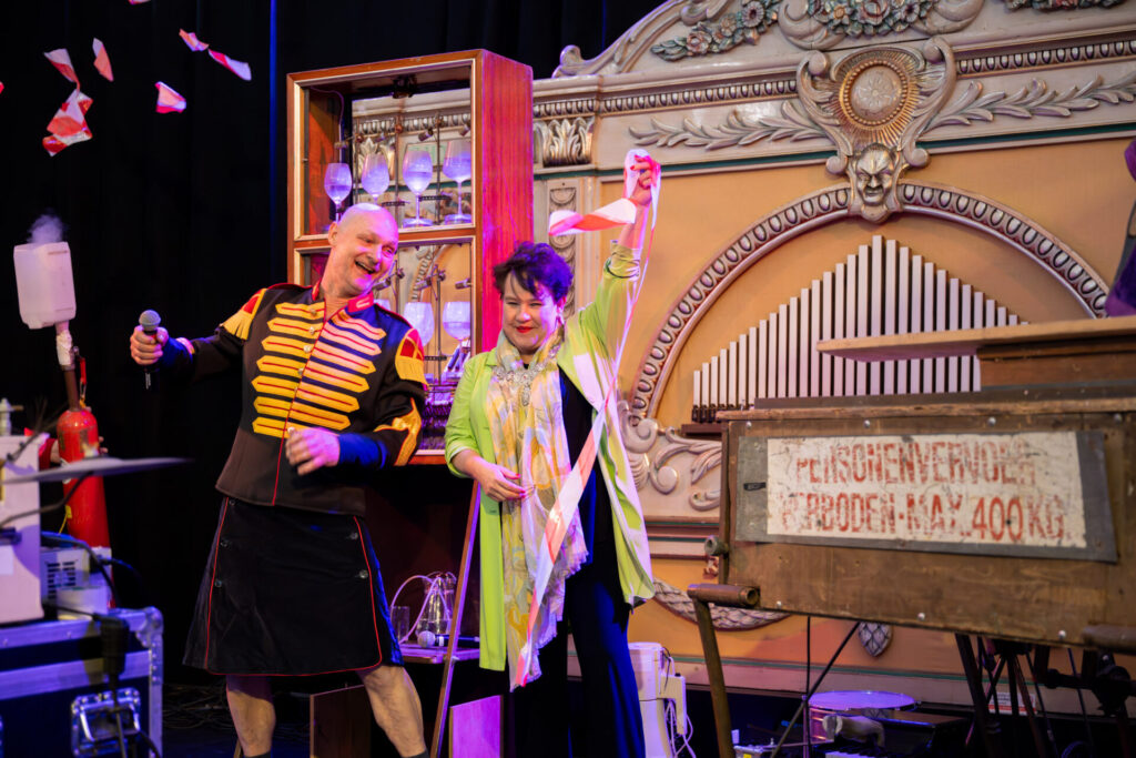 Burgemeester Sharon Dijksma opent Music Machines & Me